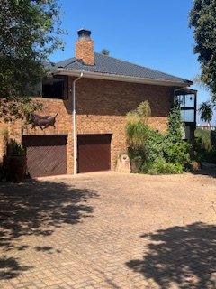  Bedroom Property for Sale in Outeniqua Strand Western Cape